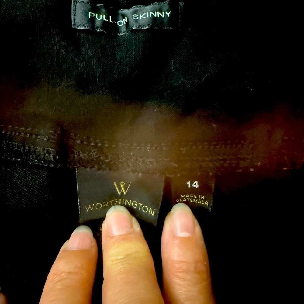 Worthington Elegant Black Skinny Pants
